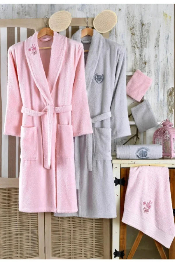 10 Piece Embroidered Bathrobe Set.