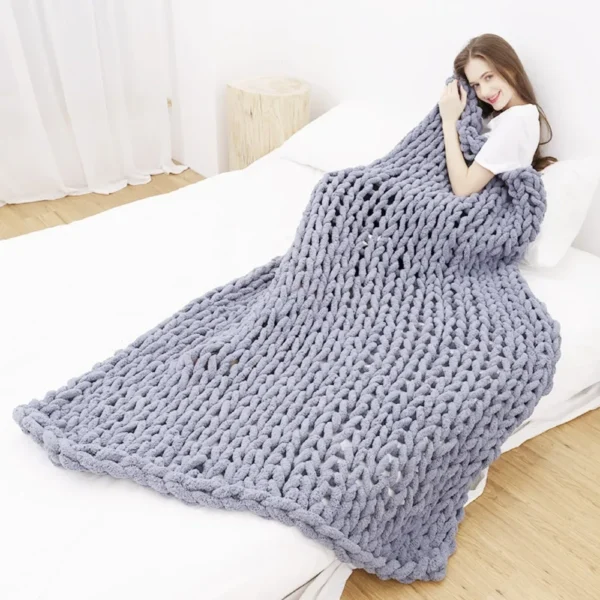 Bigacogo Chunky Knit Chenille Throw – 100% Hand-Knitted