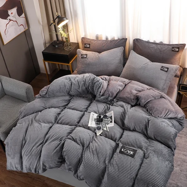 kf-S3d32888f4f7c4a8686bfbbec075641d3q-3pcs-Solid-Color-Warm-Duvet-Cover-Set-Black-Striped-Plush-Comforter-Cover-with-Pillowcase-Adults-Children 3pcs Solid Color Warm Duvet Cover Set