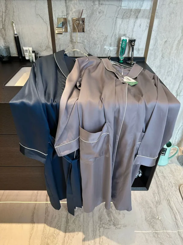 kf-S8859879dd2bf471f963a7b1e8a3a11d51-2024-new-style-design-spring-summer-luxury-men-long-sleeve-bathrobe-homewear-Sleepwear-nightgown Luxury Men Long Sleeve Bathrobe