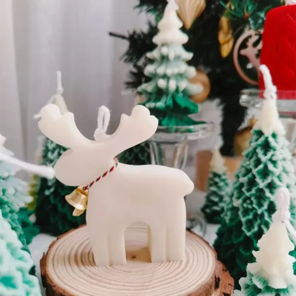 Aromatherapy Deer Christmas Candle
