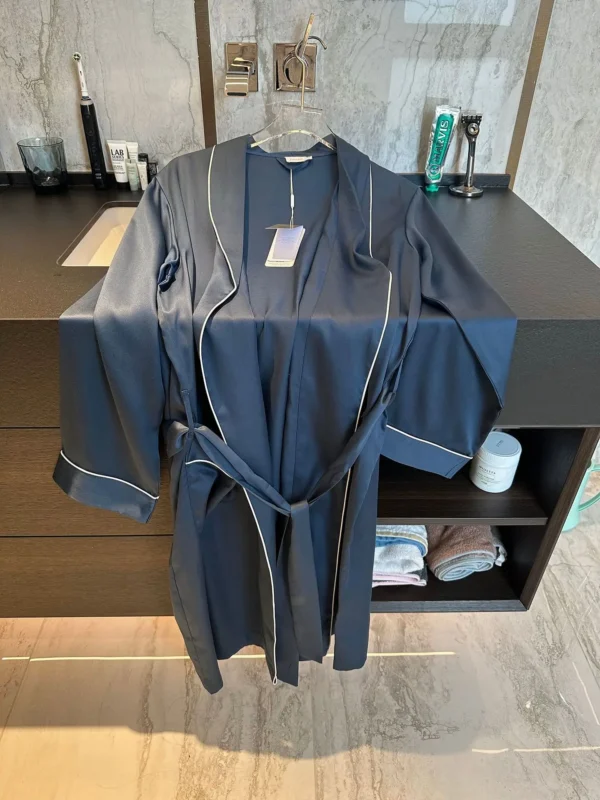 kf-Sbb80b012ba2a4f9687b280dc4b55e271E-2024-new-style-design-spring-summer-luxury-men-long-sleeve-bathrobe-homewear-Sleepwear-nightgown Luxury Men Long Sleeve Bathrobe
