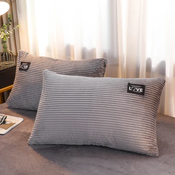 kf-Sc6429a0a8cb648838209f55eed29e59dP-3pcs-Solid-Color-Warm-Duvet-Cover-Set-Black-Striped-Plush-Comforter-Cover-with-Pillowcase-Adults-Children 3pcs Solid Color Warm Duvet Cover Set